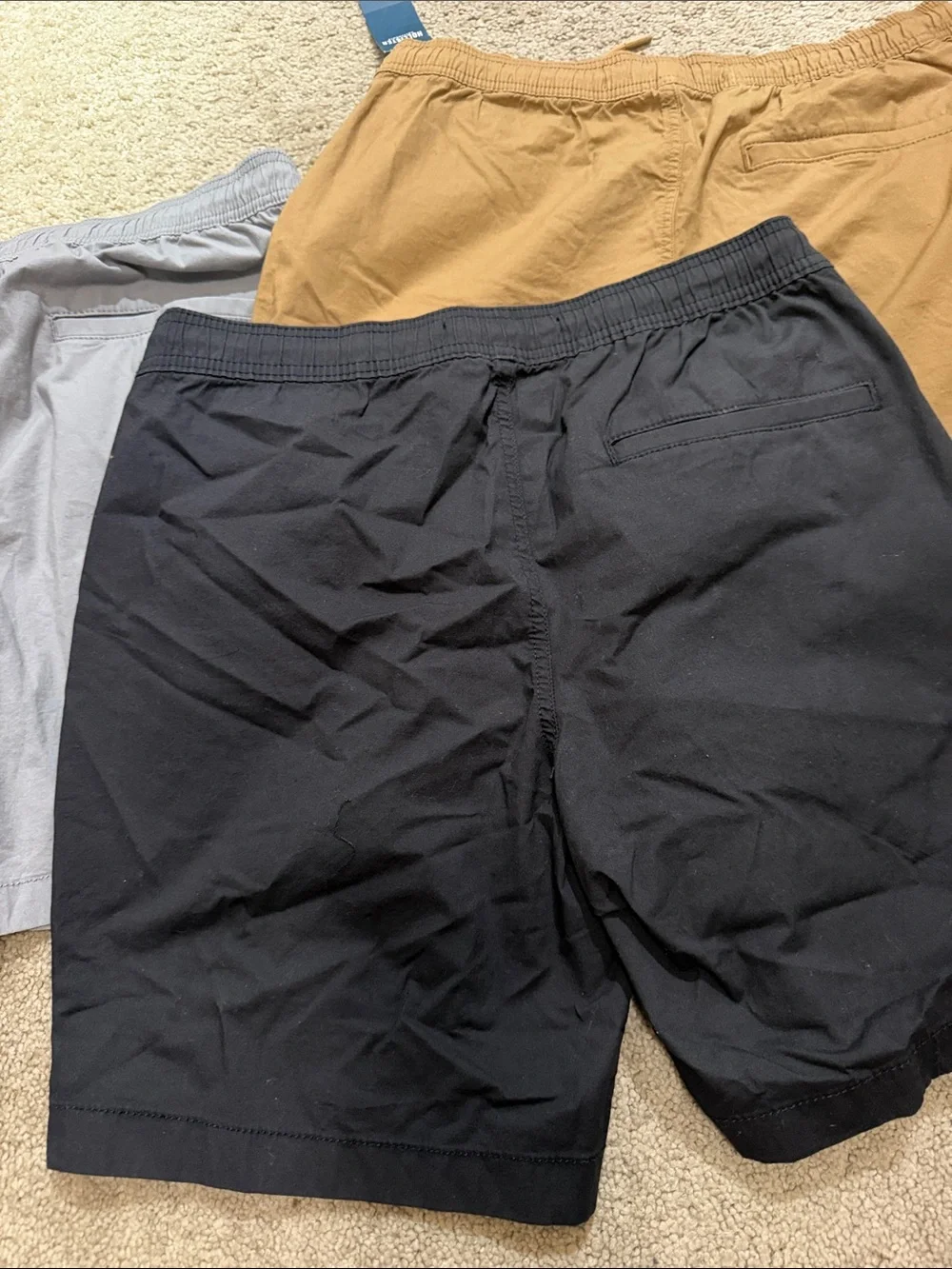Hollister Men's Athletic Drawstring Shorts — Black, Gray & Tan - Picture 2 of 5